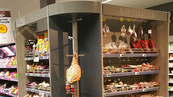 Mobilier charcuterie pour magasin