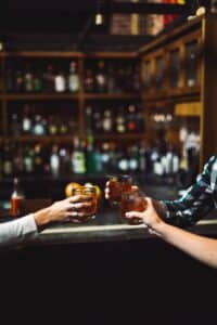 Happy hours : un levier subtil mais puissant pour faire grimper le chiffre d'affaires happy hours
